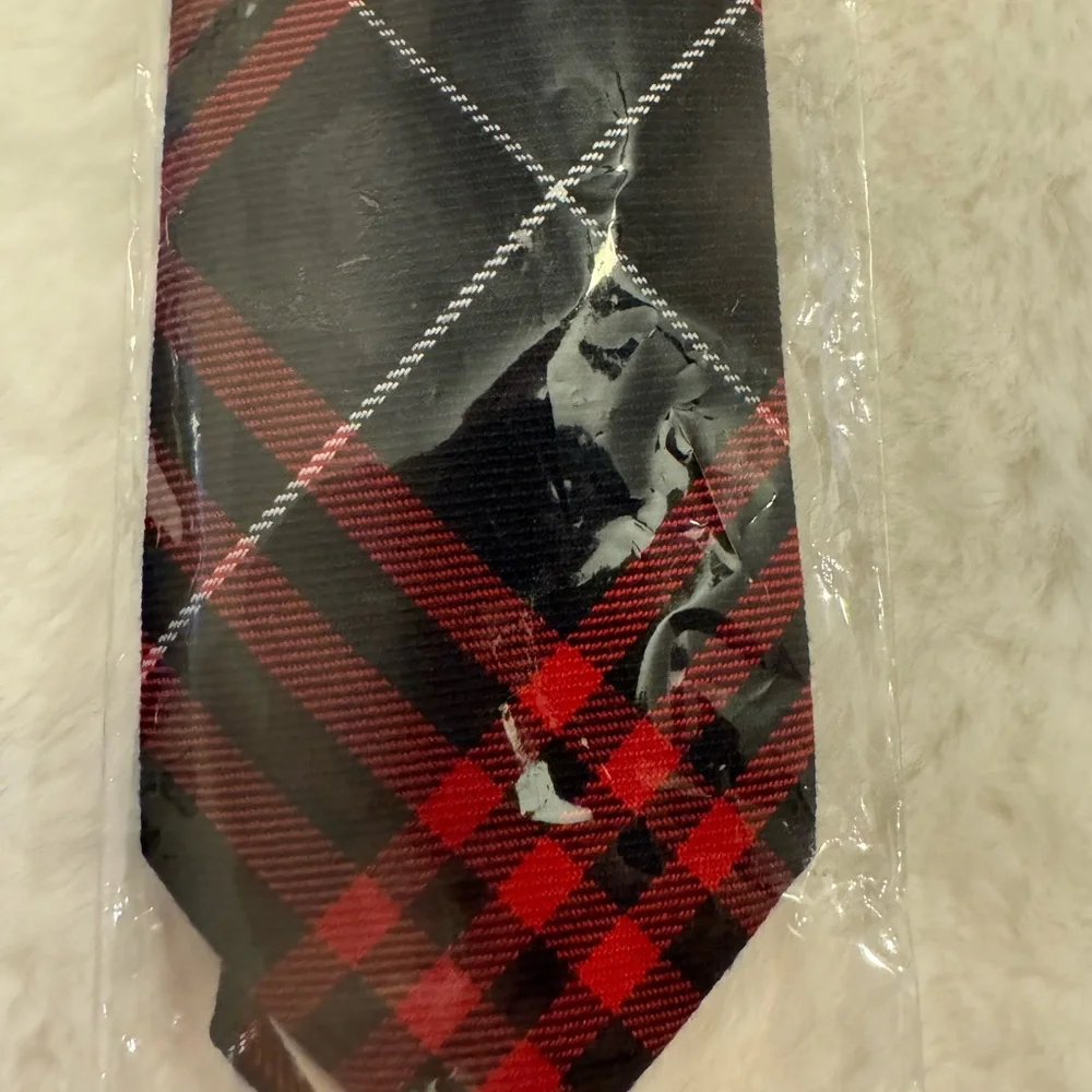 Kids red and navy plaids tie from Land’s End. New and still in packaging